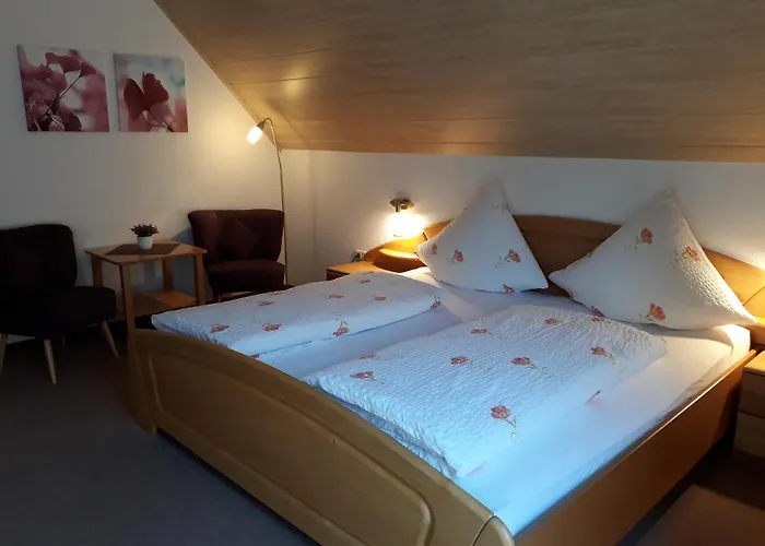 Haus Weingarten * Ernst